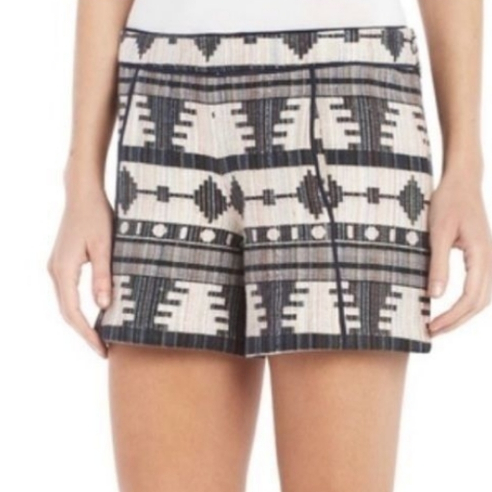 NWT BCBGMaxAzria Runway Shorts Woven Medium Tribal Multi-colored Designer Sample